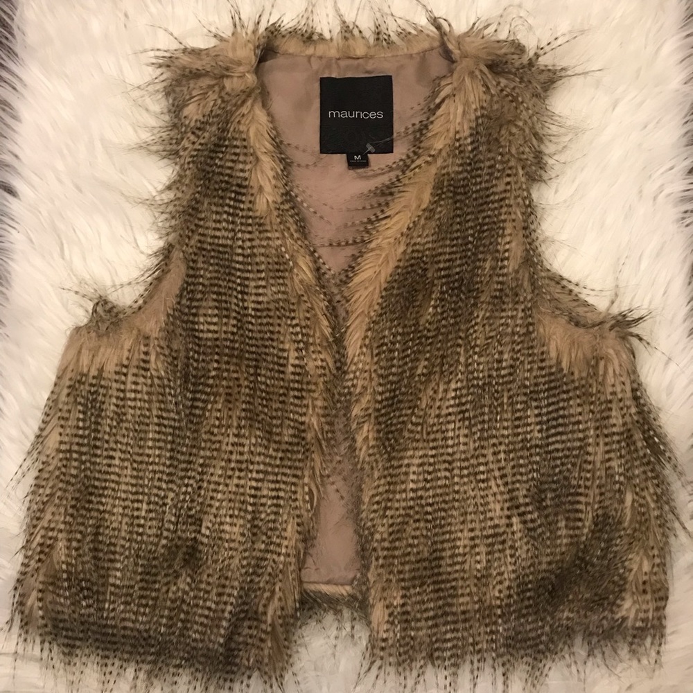 Faux Fur Vest_Size Medium